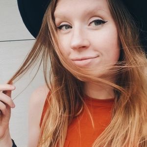 Meet your Posher, Michele